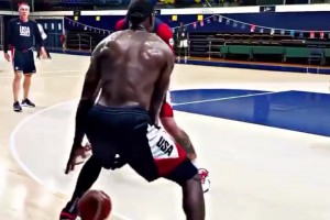 大史：火箭要換哈登好球員肯定出不了，快船比賽現(xiàn)在都沒(méi)法分析！