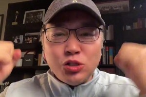 白發(fā)老哥狂贊：作為哈登死忠粉 怎么能錯過凌晨2點的紀(jì)錄之夜