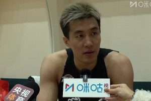 郭艾倫：我現(xiàn)在已經(jīng)進(jìn)入職業(yè)生涯后期了…愿望是多上場(chǎng)多打幾年！