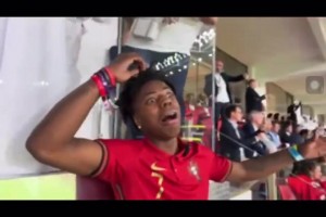 痛徹心扉！名場面：目睹葡萄牙世界杯出局，甲亢哥直接哭了起來！