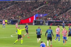 國(guó)米右路進(jìn)攻大殺器??！重溫當(dāng)年麥孔高速插上爆射破門