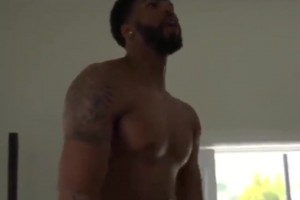 這時候身材太完美了！濃眉剛到湖人時的健身房訓練！