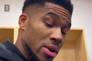 字母哥談雄鹿7連?。何叶疾挥浀蒙洗?連敗是什么時(shí)候了！