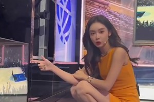 說少了！美娜此前蹲地上看里夫斯絕殺：咋整？三千萬留不住了??！