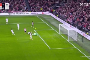 強(qiáng)的離譜！古魯澤塔近距離射門，庫爾圖瓦再次化解危機(jī)