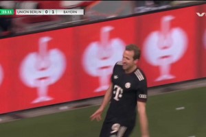 拜仁再下一城！凱恩門前頭球破門，基米希角球送助攻！