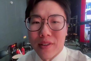 詹姆斯終結連續(xù)得分上雙記錄！送出絕殺助攻！ 里弗斯爆砍44+10