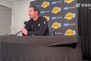 雷迪克：某種程度上說，我慶幸老詹這個紀(jì)錄終結(jié)了，終于不用討論