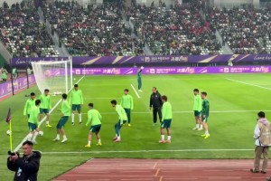 國安開始賽前熱身，這搶圈水平怎么樣