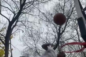 模仿到精髓了！外網(wǎng)網(wǎng)紅：懷念以前飛天遁地的莫蘭特！