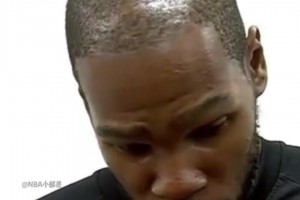 KD：全能的弗拉格開(kāi)始把一切理順了！一直打控衛(wèi)反而限制他發(fā)揮