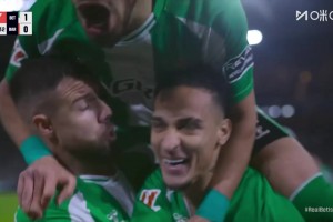 圓神攻破巴薩！安東尼門前轉(zhuǎn)身打門得手！貝蒂斯1-0領(lǐng)先巴薩！