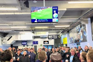 維拉絕殺阿森納！伊蒂哈德球迷沸騰了??