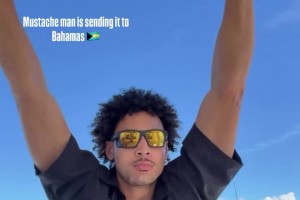 本·西蒙斯曬自己出海游玩釣魚視頻，這是開啟退休生活了？