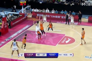 哇偶??！張鎮(zhèn)麟快攻接弗格助攻，空接暴扣！來自遼寧老隊友的默契