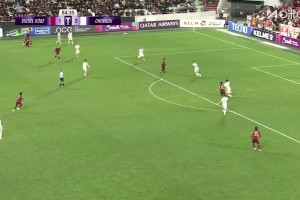 犯罪級(jí)表現(xiàn)！主裁回看VAR判定李揚(yáng)送點(diǎn)，神戶(hù)點(diǎn)射破門(mén)