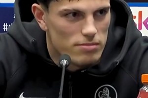 對離開曼聯(lián)的方式遺憾和難過嗎？加納喬：不