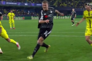 歐冠四連?。↑S潛最后時刻遭絕殺！比利亞雷亞爾2-3不敵哥本哈根