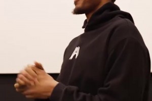 韋德此前：11總決賽巴里亞改變了走勢，我們沒應(yīng)對好詹姆斯的掙扎